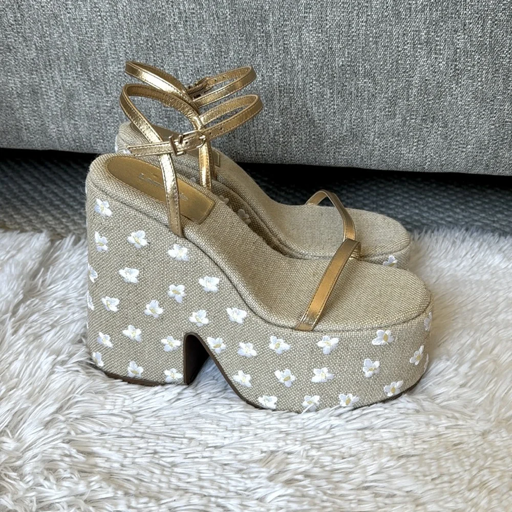 Larroude Wanda Platform Sandals in Gold Leather & Daisy Tan Raffia Rare - Picture 6 of 16